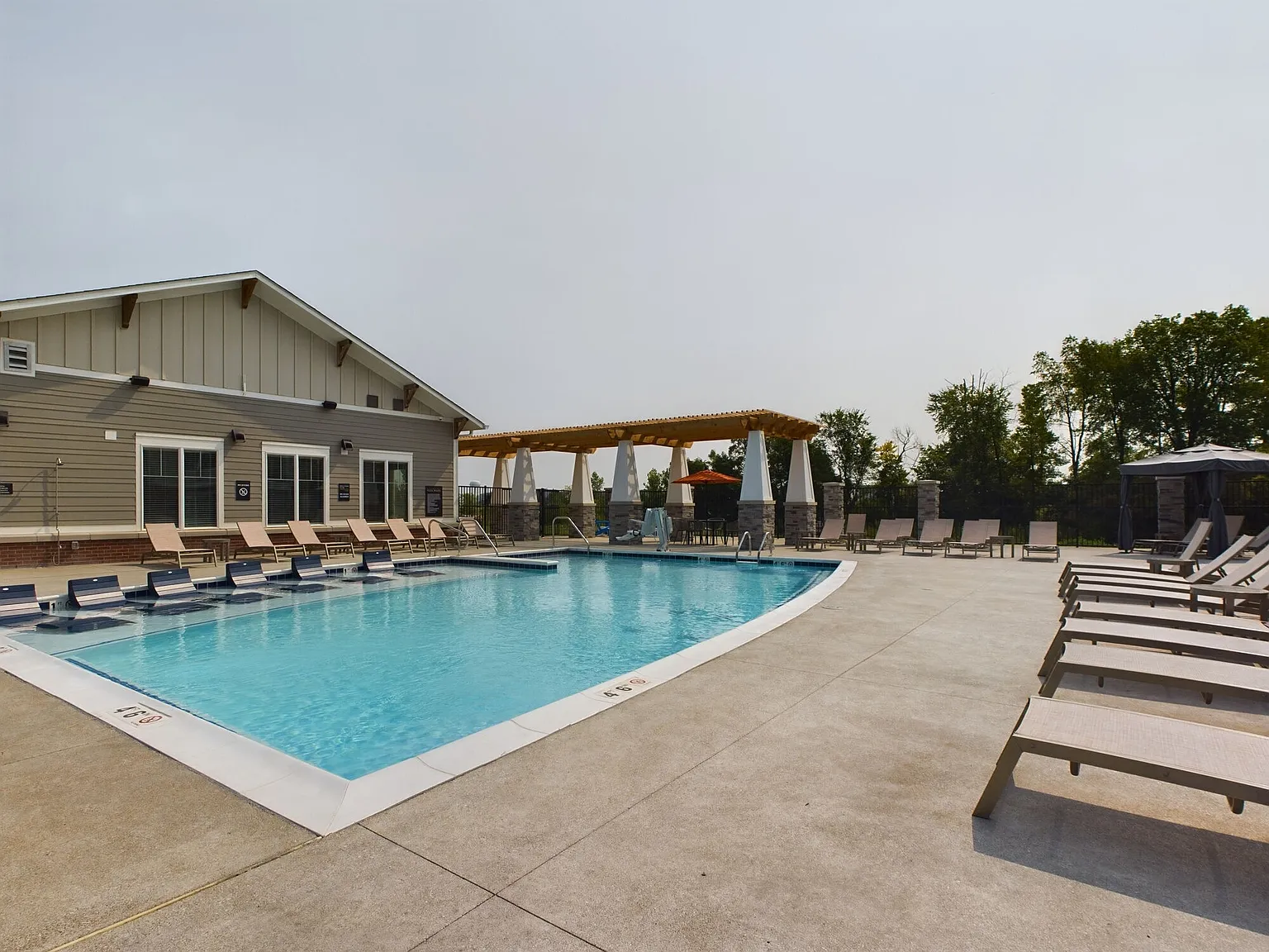 Greenview — Photo 2
