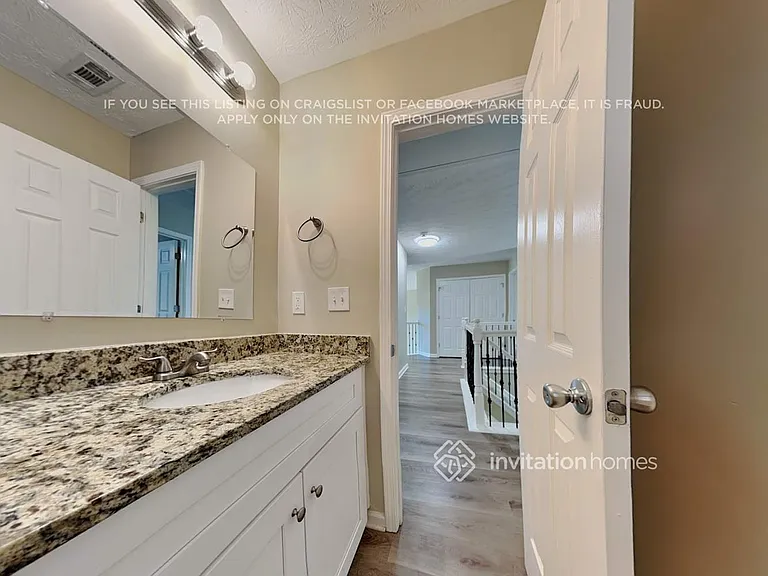 110 Parkway Dr — Photo 18