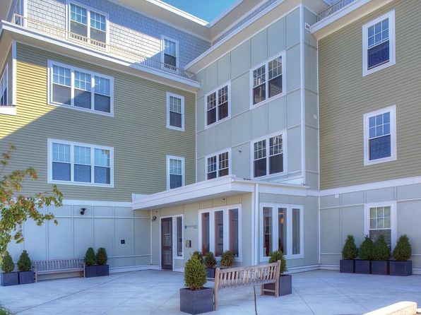 120 Pleasant St Unit 410