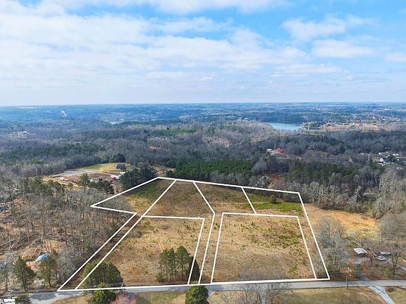 2nd image of 211 Hub Greer Rd