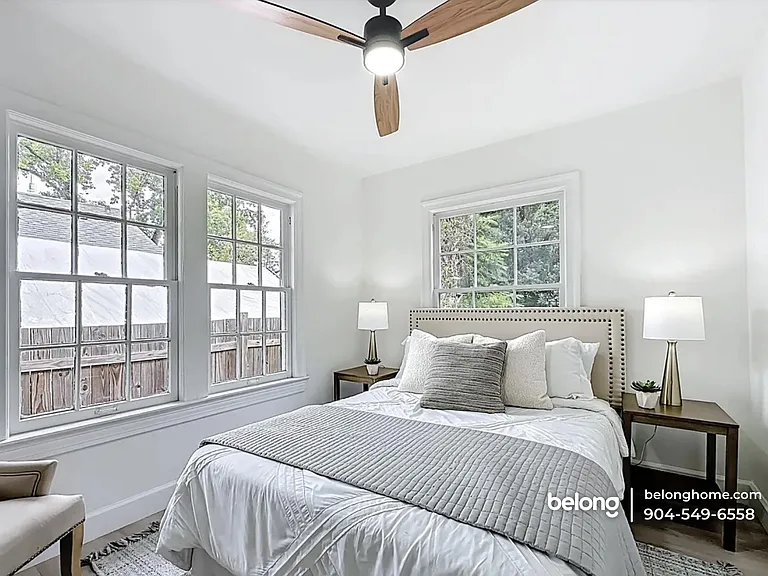 2057 Southampton Rd — Photo 12