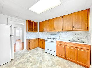 53-07 70th St FLOOR 2, Maspeth, NY 11378