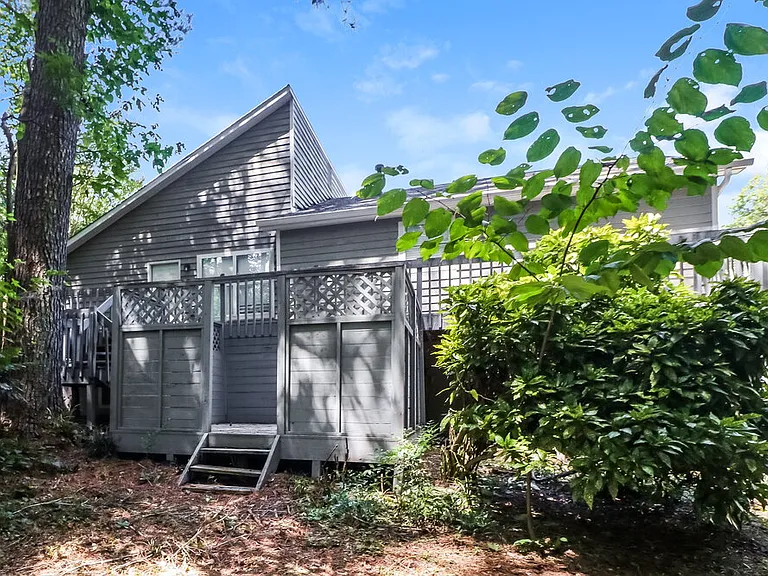 3684 Linwood Way — Photo 17