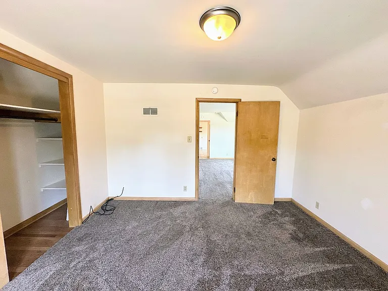 427 N 7th St — Photo 9