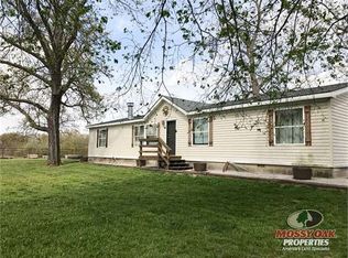 28475 E East Hwy, Milo, MO 64767