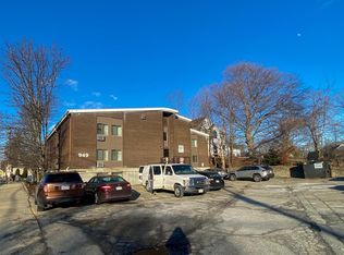 949 Main St APT 13, Woburn, MA 01801