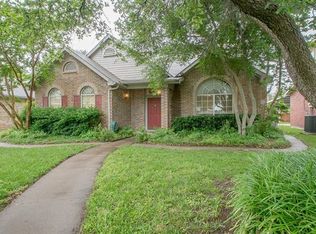 2613 Silver Creek Ct, Garland, TX 75040
