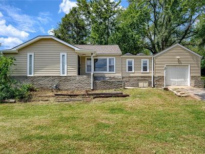 4018 Pittman Rd, Kansas City, MO, 64133