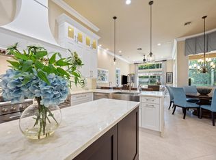 10758 Versailles Blvd, Wellington, FL 33449