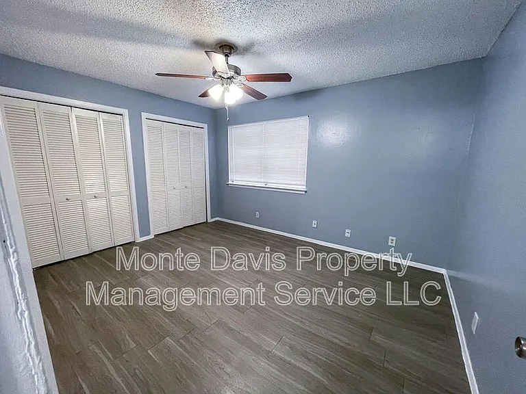 8907 Parkfield Dr #204 — Photo 19