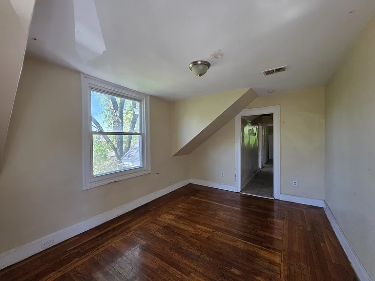 111 Bristol St #L3 — Photo 5
