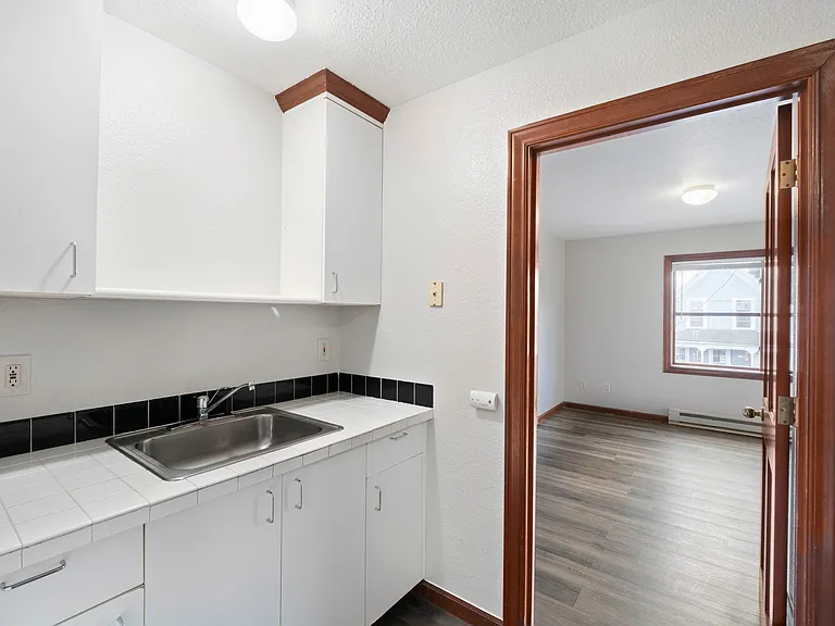 Garfield Street Apartments — Photo 58