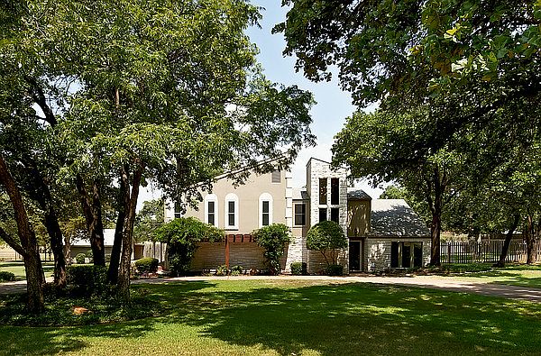 1st image of 850 Wild Wood Ln