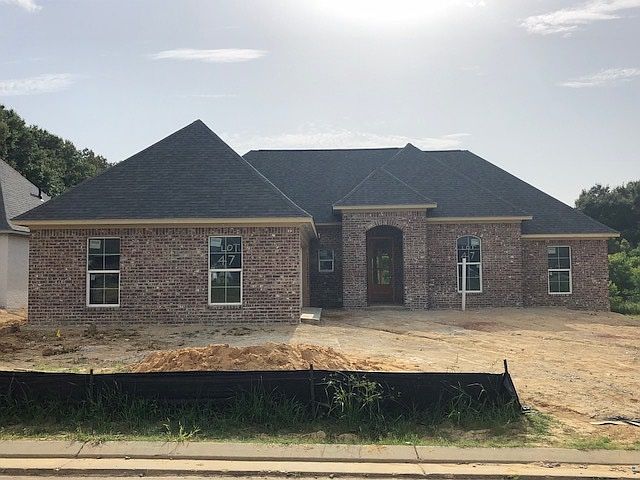 2nd image of 112 Glenwild Trl