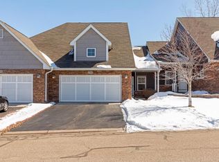 2794 Quebec Ct, Little Canada, MN 55117