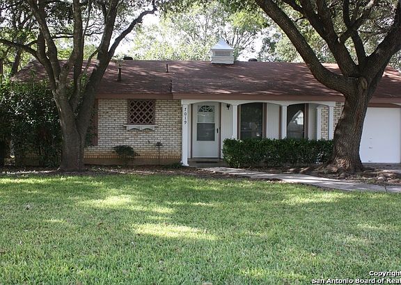 2nd image of 7019 Baywater Dr