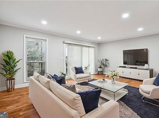 6851 Roswell Rd UNIT F32, Sandy Springs, GA 30328