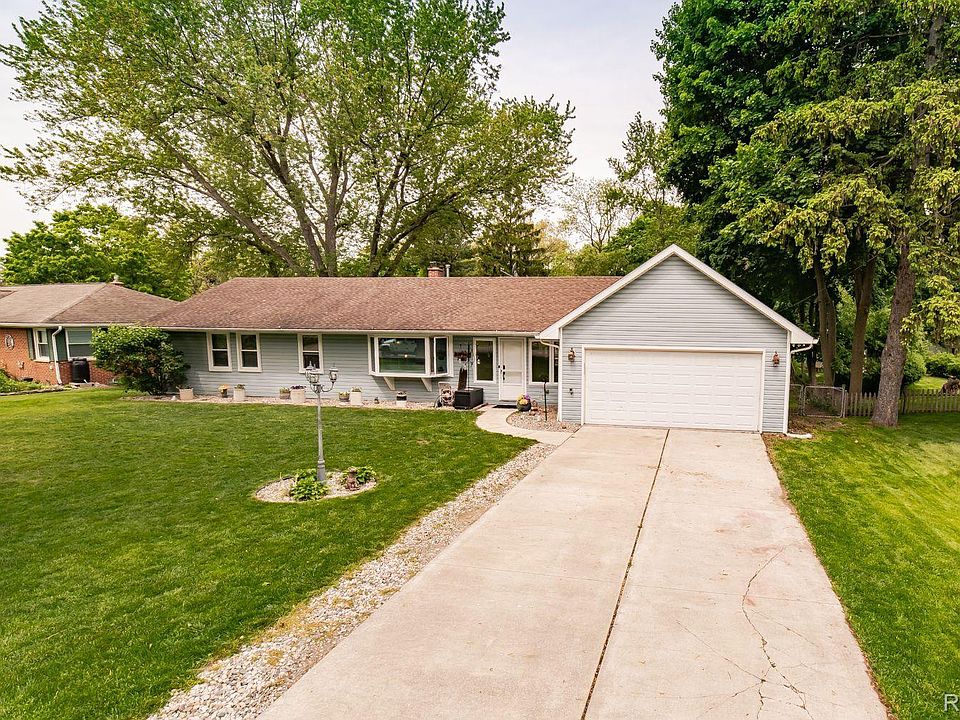 1st image of 2415 Denby Dr