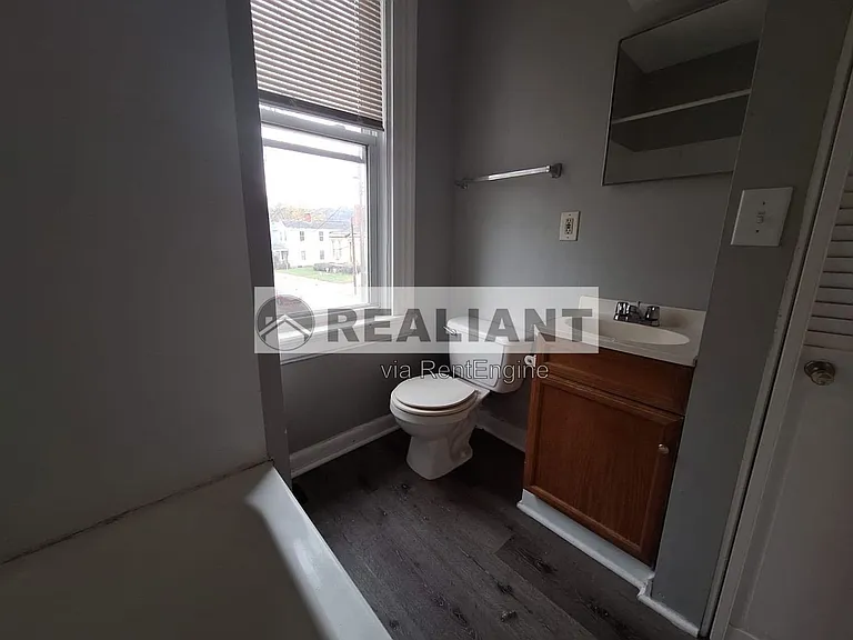26 Euclid St #2 — Photo 17