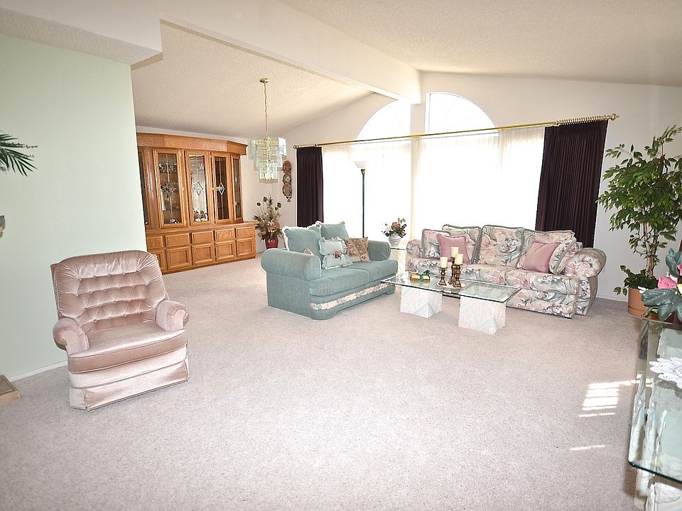 1st image of 38060 Calle Clavel