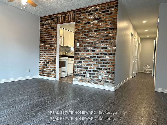 5th image of 511 Harris Ct