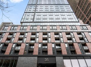 35 Parliament St #804, Toronto, ON M5A 4R2