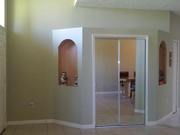 4th image of 549 Eagle Ct