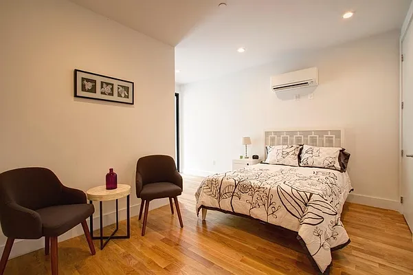 Sold by Corcoran | media 24