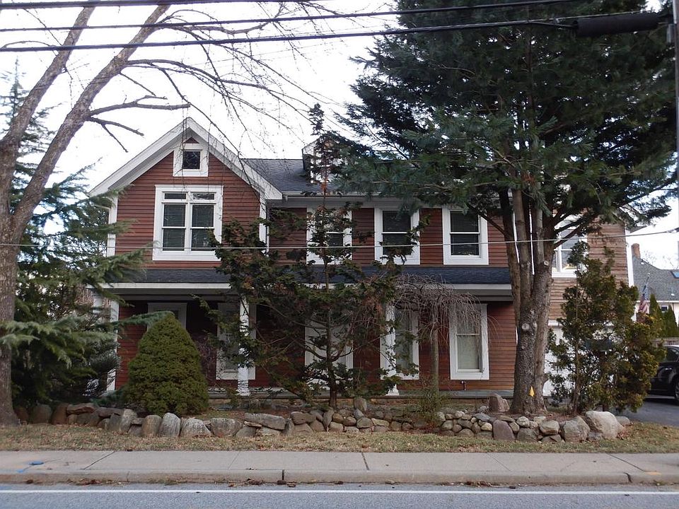 1st image of 28 S Central Ave
