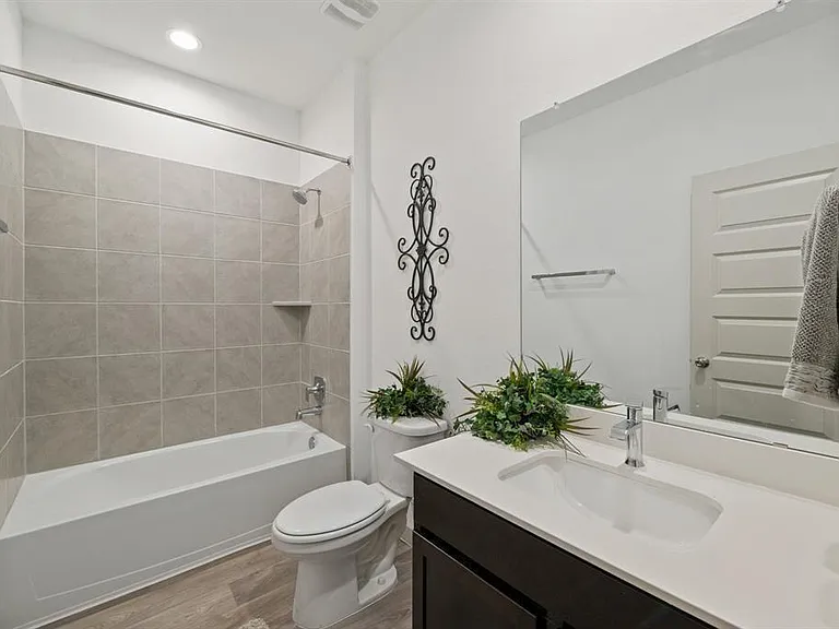 7214 Sunset Creek Dr — Photo 12