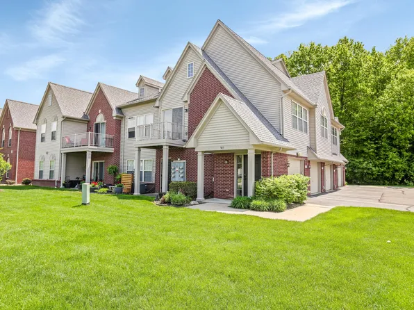 943 Addington Ln, Ann Arbor, MI 48108