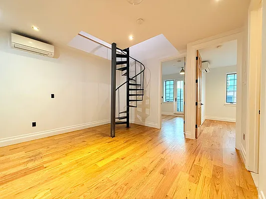 Rented by Doorway NYC, LLC | media 7