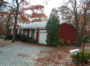 52 Neptune Ave, Hampton Bays, NY 11946