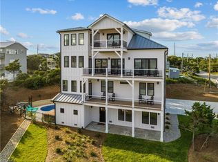 101 Melanie St, Emerald Isle, NC 28594