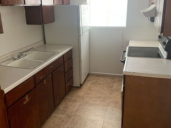 5th image of 2675 Sherwood St #15