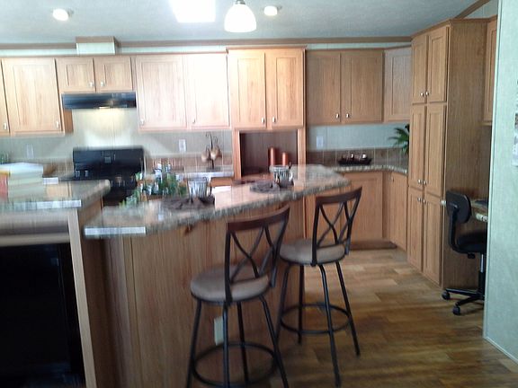 3rd image of 40  Lily Dr. Lakeside Village