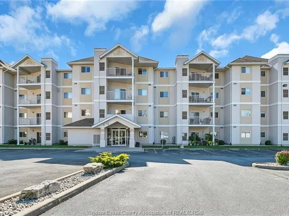 1547 Grand Marais Rd W #211, Windsor, ON N9E 4W3