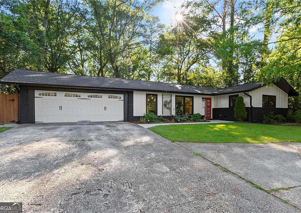 1st image of 2485 Shallowford Rd NE