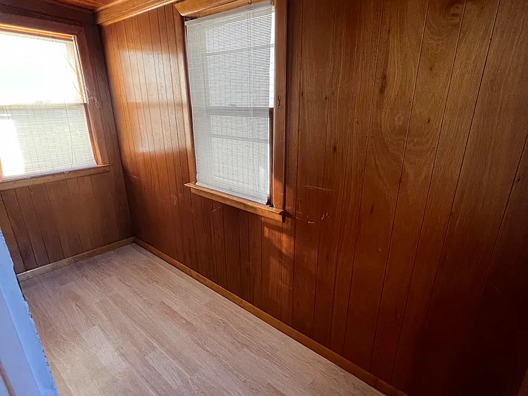 1125 Albany St #1 — Photo 16