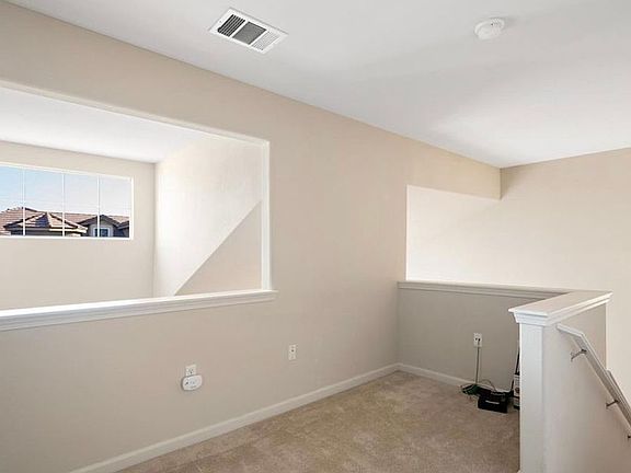 4th image of 2475 Genova St Unit 2