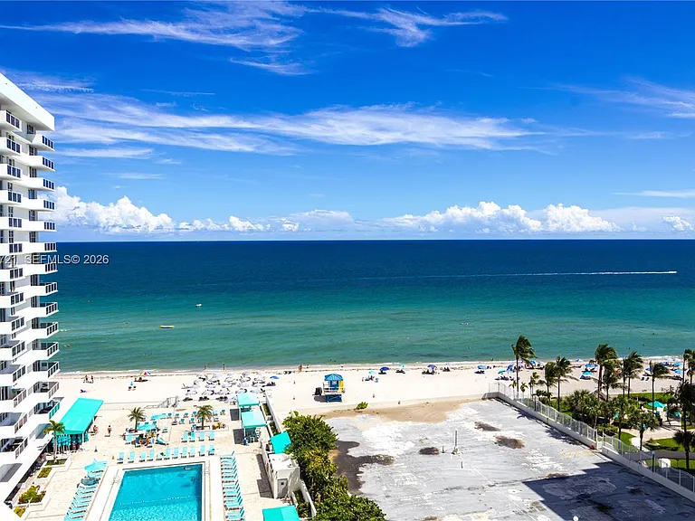 3725 S Ocean Dr #1116 — Photo 2