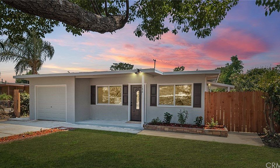 1st image of 146 E De Anza Cir