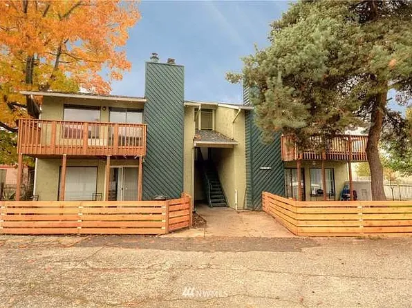22 5th St NW #C, Auburn, WA 98002
