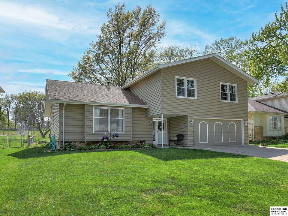 10337 N St, Omaha, NE 68127 Zillow