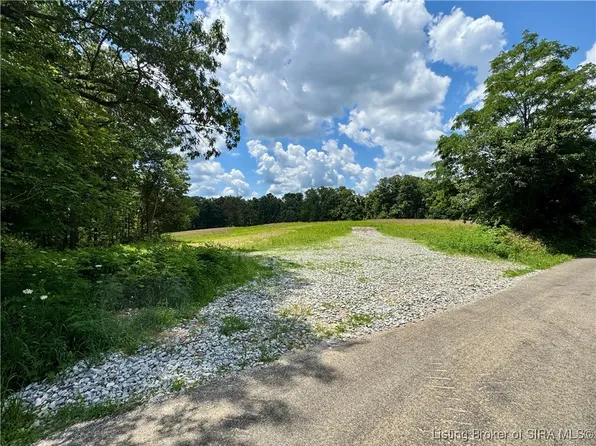 8 E County Road 100 N, Paoli, IN 47454