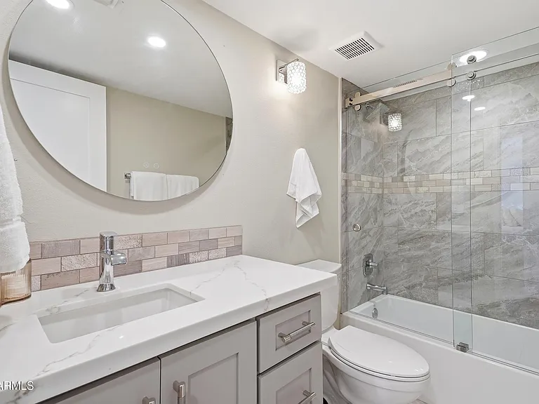 7920 E Camelback Rd #605 — Photo 13
