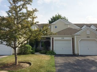 238 University Ln #3, Elk Grove Village, IL 60007