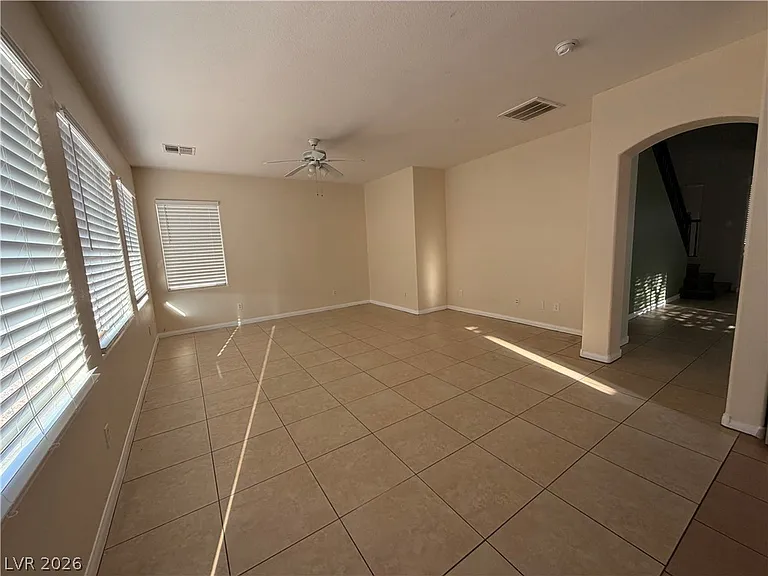 9196 Grand Sunburst Ct — Photo 3