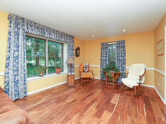 5th image of 7809 Cedar Glen Way