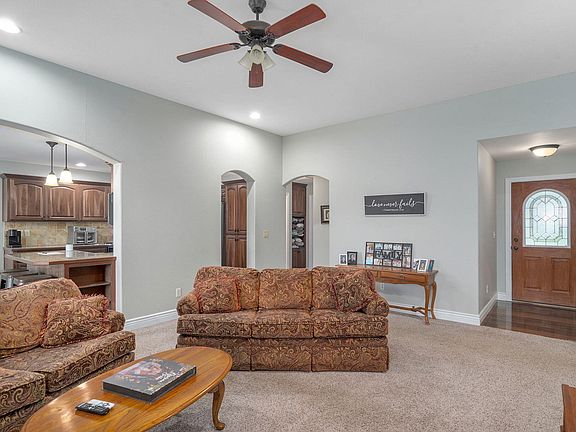 4th image of 5701 N Seacrest Drive